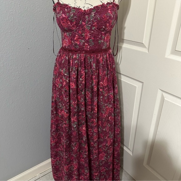 Altar’d State Liora Floral Maxi Dress Burgundy Lace Floral Corset Ribbon SZ XS - Picture 7 of 11